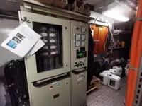 سفينة نقل بضائع بالمركبات (Ro-Ro) للبيع