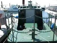 قارب نجاة للبيع