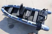 قارب مطاطي صلب للبيع