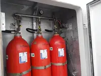 قوارب العمل للبيع