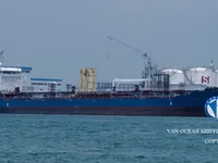 ناقلة نفط / مواد كيميائية للبيع