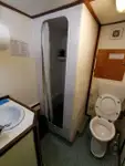 قارب طاقم للبيع