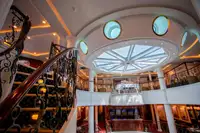 قارب نجاة للبيع