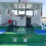 قوارب العمل للبيع