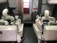 قارب طيار للبيع