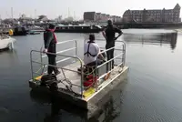سفينة حاويات للبيع