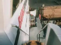 سفينة إنزال، ناقلة للبيع