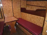 قارب طيار للبيع