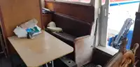قارب طيار للبيع