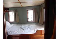 سفينة سياحية للبيع