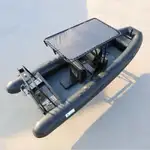 قارب مطاطي صلب للبيع