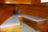 سفينة لمعالجة الأسماك للبيع