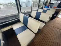 سفينة سياحية للبيع