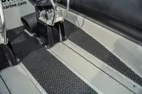 قارب مطاطي صلب للبيع