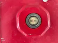 قارب مزدوج الهيكل للبيع