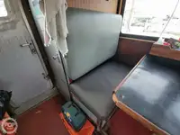 قارب نجاة للبيع