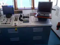 سفينة إمداد للبيع