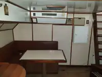 سفينة سحب للبيع