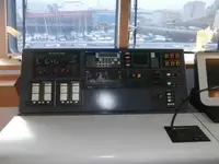 سفينة حاويات للبيع