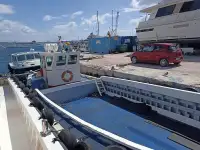 زوارق العمل للبيع