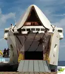 سفينة نقل بضائع بالمركبات (Ro-Ro) للبيع