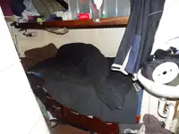 قوارب العمل للبيع