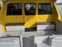 سفينة سياحية للبيع