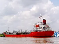 ناقلة نفط / مواد كيميائية للبيع