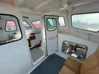 سفينة حاويات للبيع