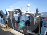 سفينة صيد بالجر للبيع