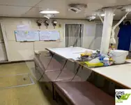 سفينة نقل بضائع بالمركبات (Ro-Ro) للبيع