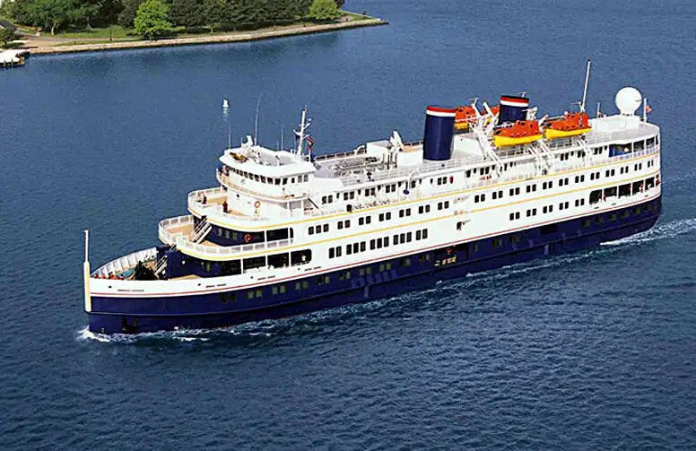 سفينة ركاب للبيع