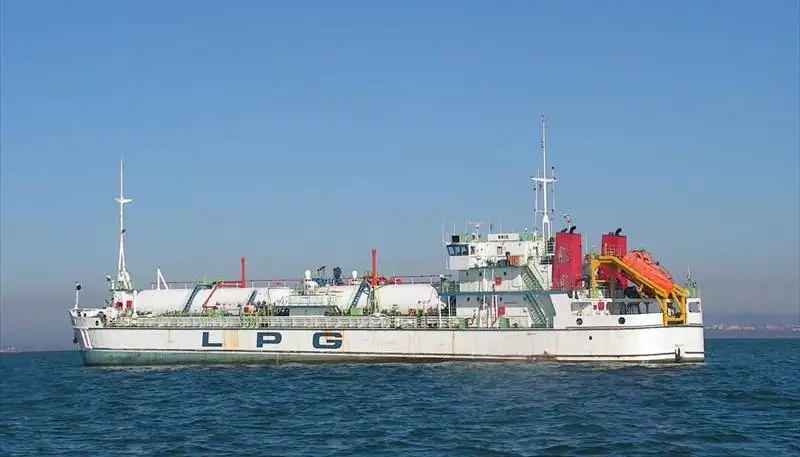 سفينة لنقل الغاز الطبيعي المسال (LNG) للبيع