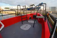 قارب طيار للبيع