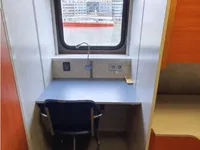 قوارب العمل للبيع