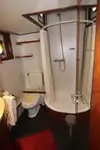 سفينة سياحية للبيع