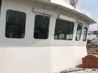 سفينة سحب للبيع