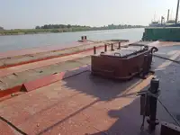بارجة للبيع