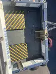 قوارب العمل للبيع