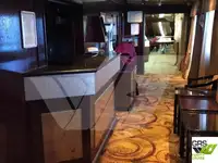 سفينة سياحية للبيع