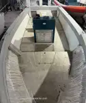قوارب العمل للبيع