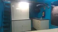 قوارب العمل للبيع