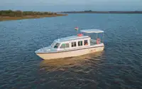 سفينة سياحية للبيع