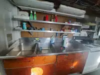 سفينة إنزال، ناقلة للبيع