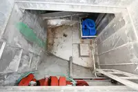قارب إطفاء للبيع