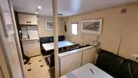 سفينة سياحية للبيع