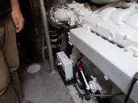 قارب طيار للبيع