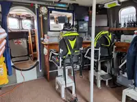قارب نجاة للبيع