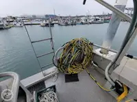 قارب نجاة للبيع