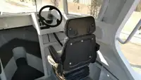 زوارق العمل للبيع